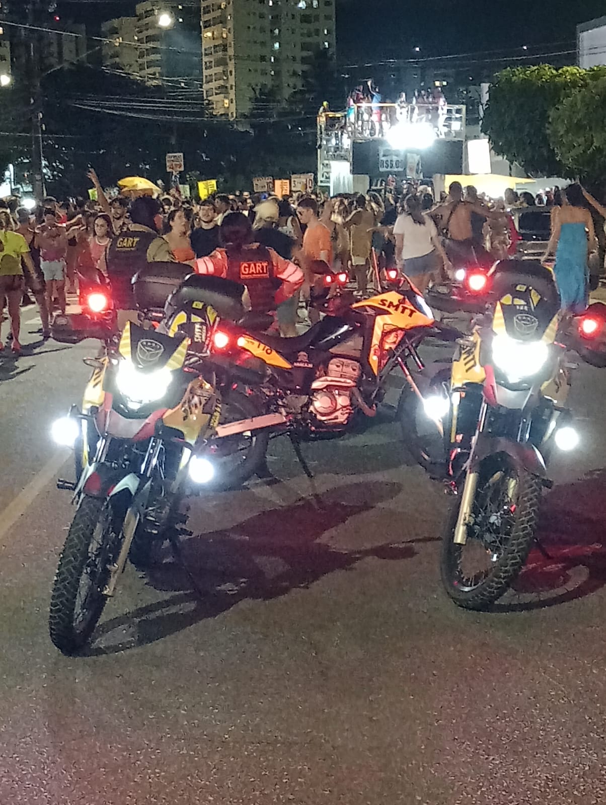 SMTT garantiu apoio no trânsito a 20 blocos pré-carnavalescos no último final de semana - SMTT Aracaju